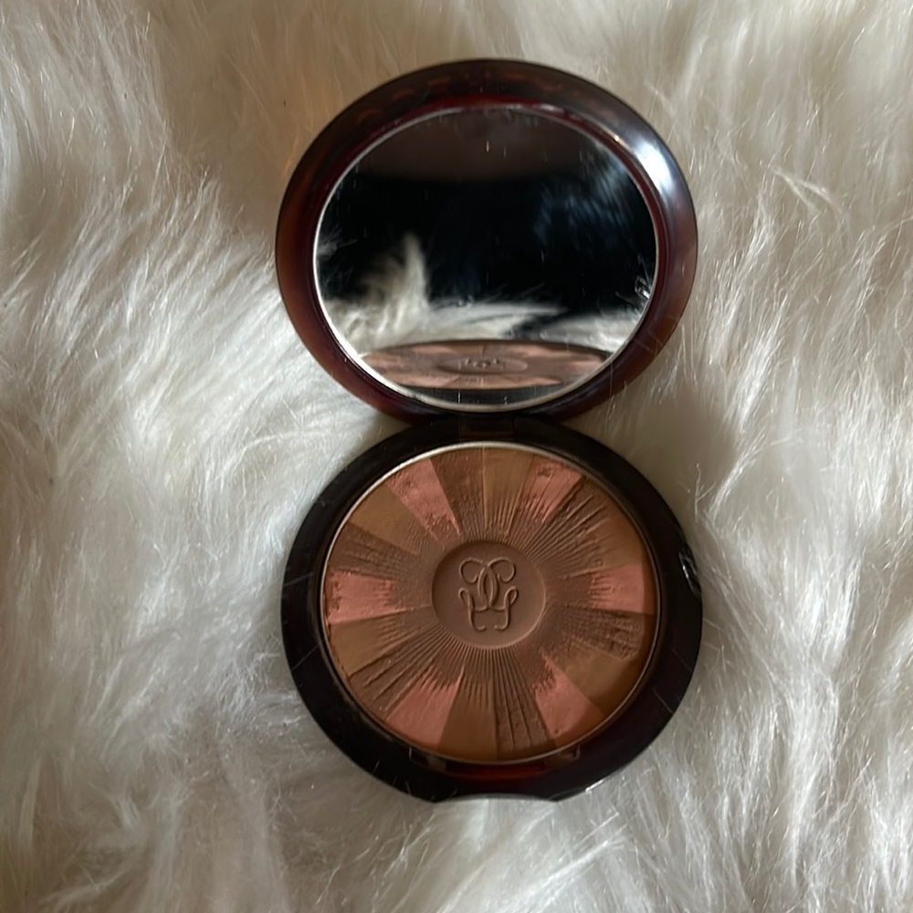 Guerlain Terracotta Light Sunkissed Healthy Glow Powder 02